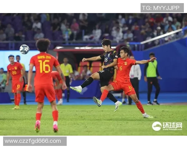 中国足球迎战伊朗队全力争胜展现实力与斗志的精彩对决